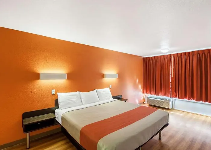 Hotel 6 Worth Stockyards Fort Worth
