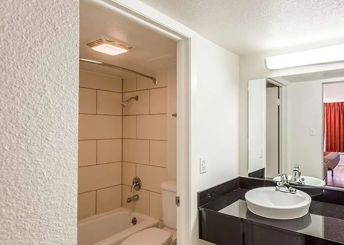6 Worth Stockyards Hotel